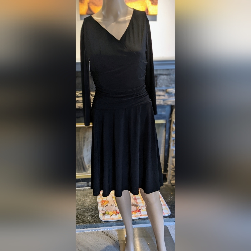 Rekucci form fitting long sleeve dress with tummy control.